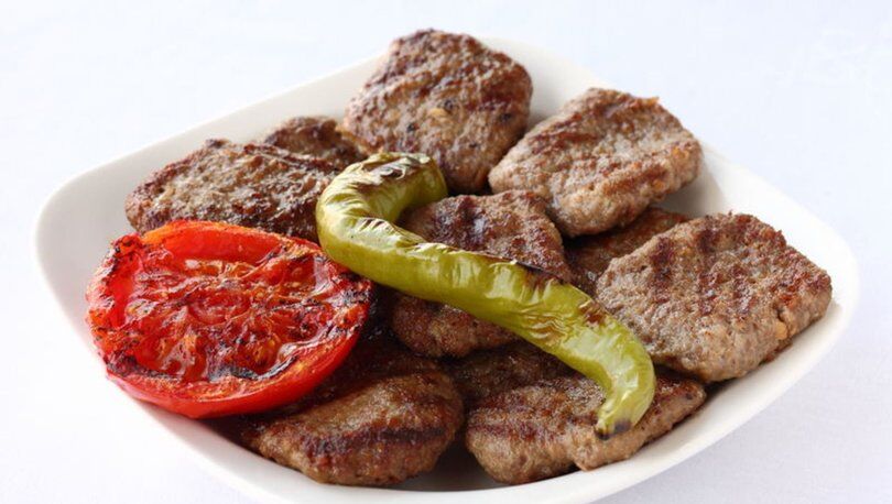 Köylüce Köfte Tabağı